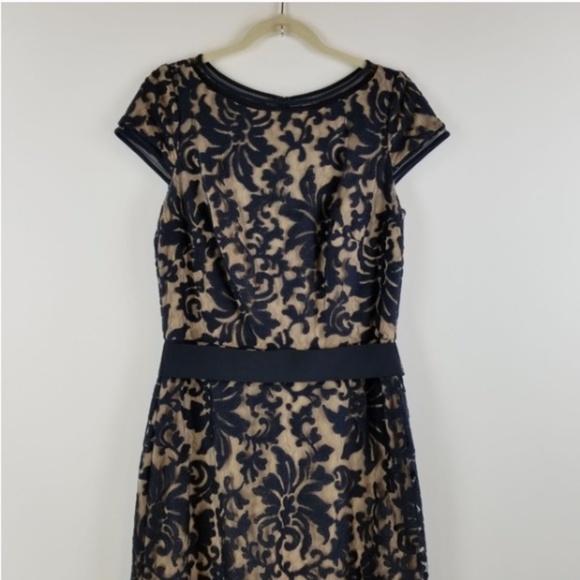 Tadashi Shoji Dresses & Skirts - Tadashi Shoji Navy lace formal gown size 10